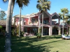 Chalet con 5 dormitorios se vende en Marbella, Costa del Sol - mejor precio | unprecio.es