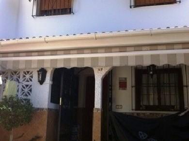 Adosado con 4 dormitorios se vende en Alhaurin de la Torre