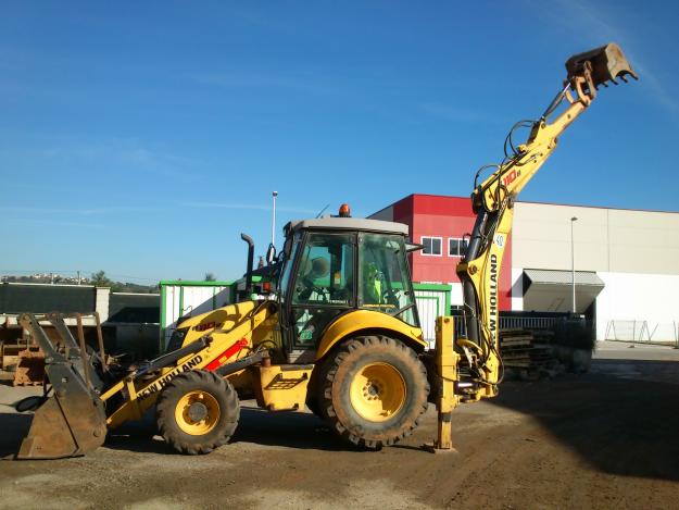 Retro excavadora new holland  lb 110