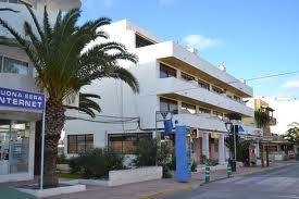 Se alquila apartamento en Espujols, (Formentera). Más información llamar.