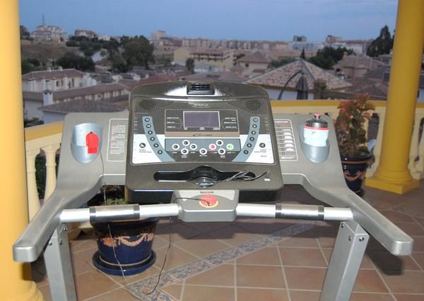 Se vende cinta de andar BH Fitness G6458 CRUISER PRO