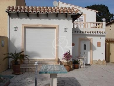 Bungalow con 2 dormitorios se vende en Moraira, Costa Blanca