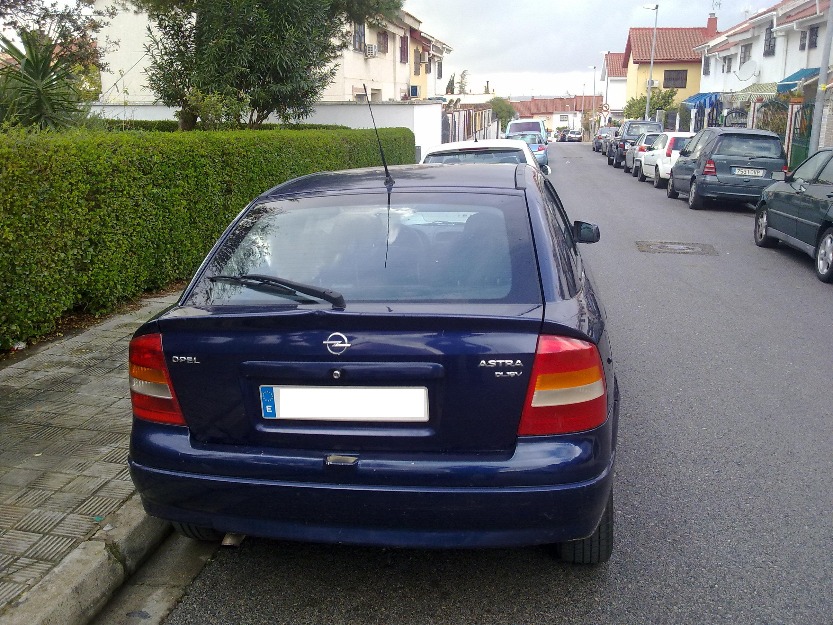 Opel astra comfort 2.0 di