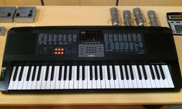 Piano Casio  CTK-750