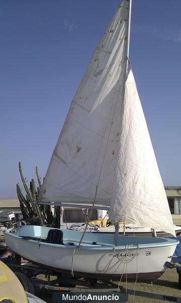 Se vende barco vela ligera