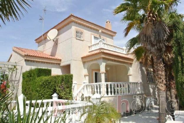 Chalet en venta en Montemar, Alicante (Costa Blanca)