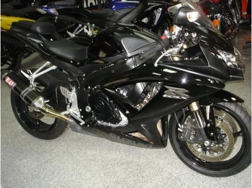 SUZUKI GSX R600