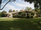 Chalet con 4 dormitorios se vende en Estepona, Costa del Sol - mejor precio | unprecio.es