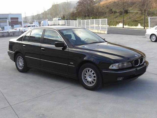 BMW SERIE 3 320 D NAVI  XENON  ETC..