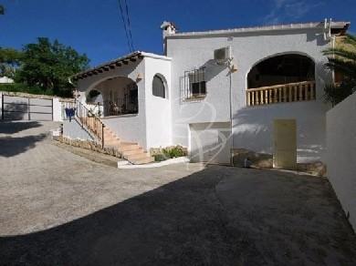 Chalet con 2 dormitorios se vende en Benissa