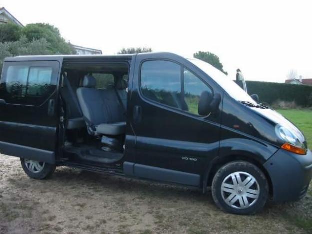 RENAULT TRAFIC,