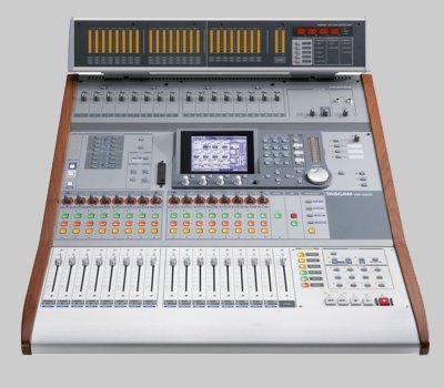 Tascam Dm-3200 Consola Digital De 48 Canales