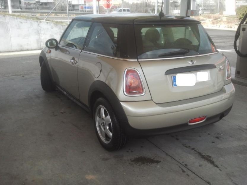 Mini one, 2008. 90.000 kmt. 8.400 eur