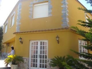 se vende chalet en monovar (españa)