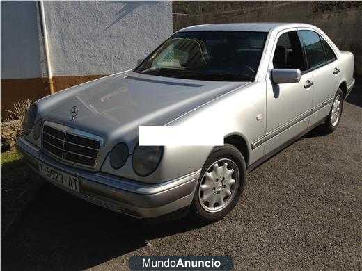 Mercedes-Benz Clase E E 230 ELEGANCE