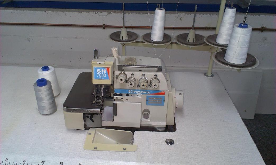 Máquina de coser remalladora kingtex