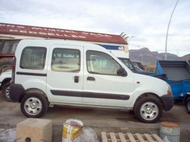 Comprar coche Renault KANGOO 4X4 1.9 TDI '03 en La Pobla De Segur