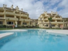 Apartamento con 3 dormitorios se vende en Casares Costa, Costa del Sol - mejor precio | unprecio.es