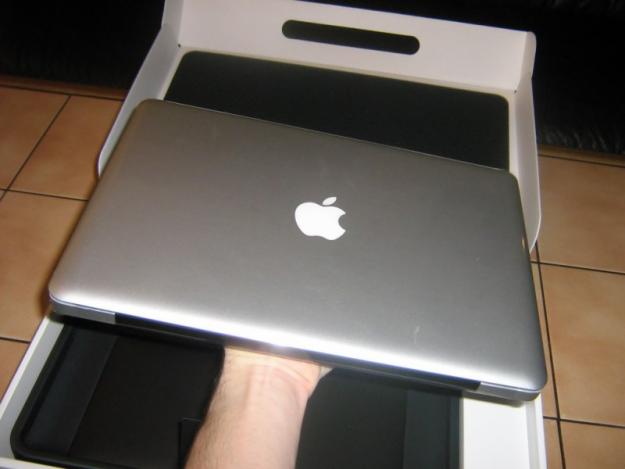 Apple MacBook Pro 15.4 inches , 2.4  GHz i5 , 320 Gb , nuevo, garantia