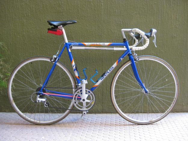 Bicicleta Zeus 4020