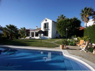 Chalet en venta en Estepona, Málaga (Costa del Sol)