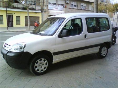 PEUGEOT PARTNER COMBIESPACE 1.9D 4P/ACEPTO COCHE A CAMBIO - Alicante