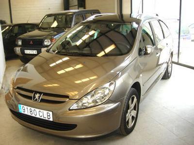 Venta de Peugeot 307 SW 2.0 HDI PACK TECHO PANORAMICO '03 en Cuenca