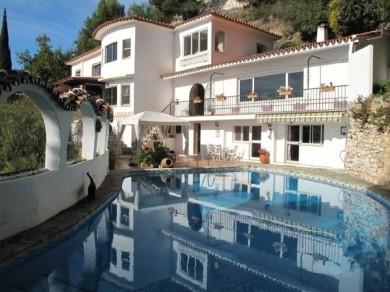 Chalet con 6 dormitorios se vende en Mijas Pueblo, Costa del Sol