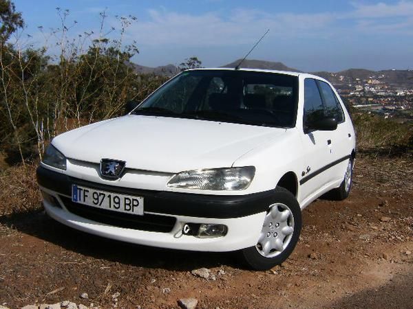 PEUGEOT 306 STYLE 1.6,  5 PUERTAS 1998