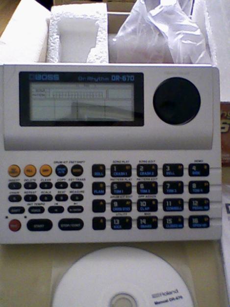 caja de rimos Boss DR-670