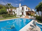 Chalet con 5 dormitorios se vende en Marbella, Costa del Sol - mejor precio | unprecio.es