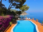 Villa, primera línea, impresionantes vistas al mar, 5 dormitorios, 450 m2 - mejor precio | unprecio.es