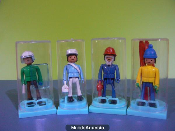 pequeños playmobil