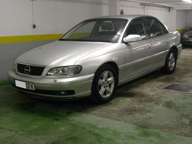 TOYOTA AVENSIS 2.0D-4D SOL
