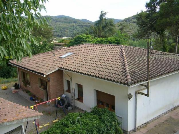 URGE VENDO CAMBIO PERMUTO CASA EN VALLROMANES POR: FINCA CON TERRENO PARA CULTIVAR