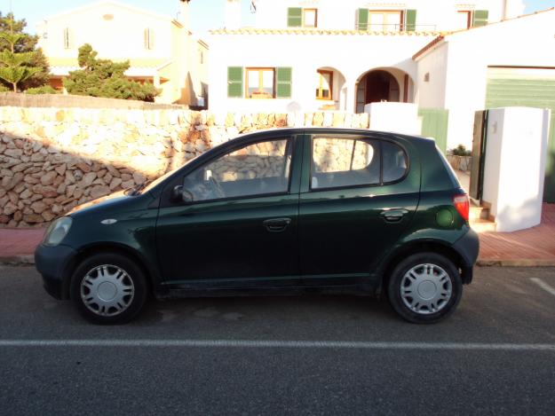 toyota yaris ,buen estado