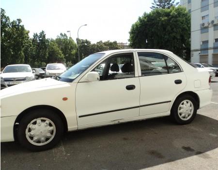 Hyundai Accent 1300 GLS en SEVILLA