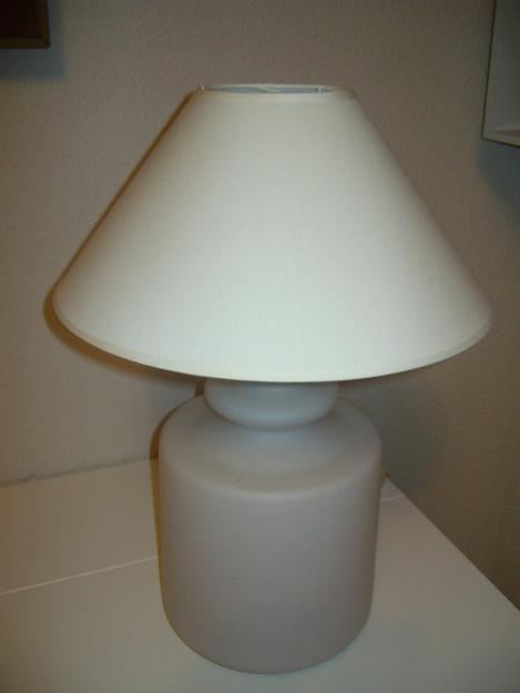 lámpara de mesa