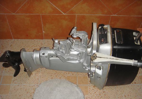 MOTOR FUERABORDA EVINRUDE 20CV 2 TIEMPOS