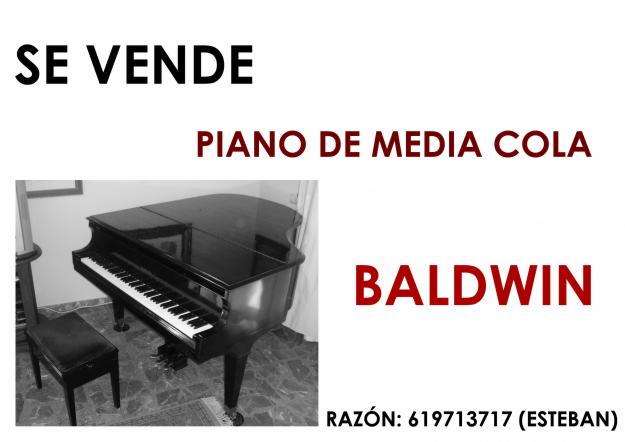 PIANO DE COLA