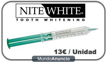 Potente Gel Blanqueador de dientes NiteWhite