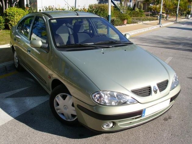RENAULT MEGANE  CLASSIC 1.4I