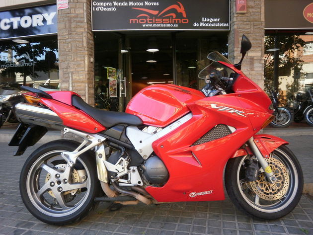 VFR800