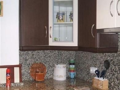 Apartamento con 3 dormitorios se vende en Estepona, Costa del Sol