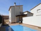 casa de reciente construcción con piscina en L'Escala Costa Brava - mejor precio | unprecio.es