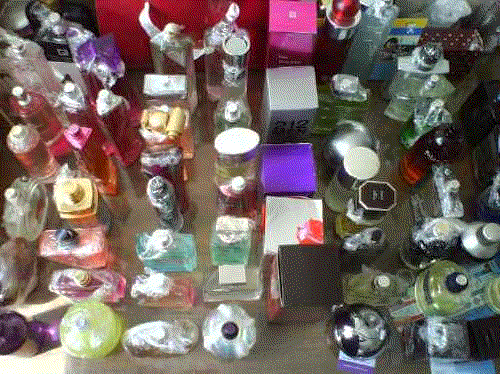 VENDO PERFUMES ORIGINALES TESTER O NORMALES