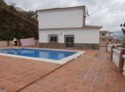 Chalet con 2 dormitorios se vende en Los Romanes - mejor precio | unprecio.es