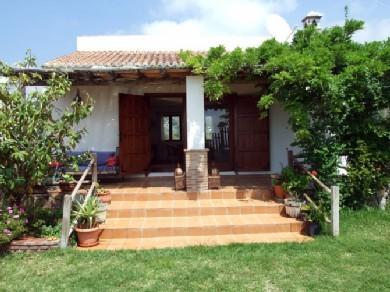 Chalet con 2 dormitorios se vende en Frigiliana, Axarquia