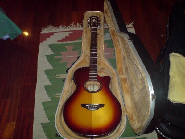 GUITARRA ELECTROACUSTICA YAMAHA APX 3