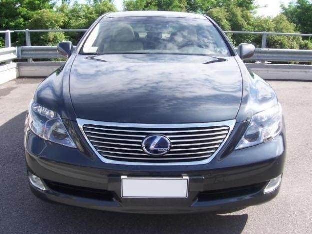 Lexus LS 600 sedán h, usados